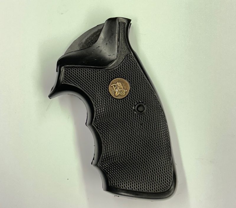 Guancette S&W “K Frame” Round by Pachmayr