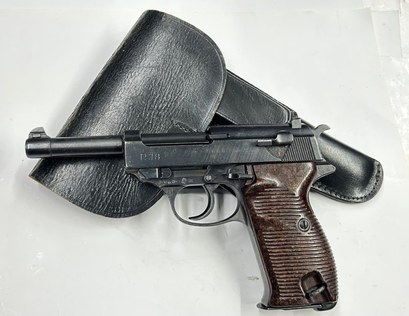 WALTHER P38 ac44 ex VoPo "M.d.J." ~ 9 Para