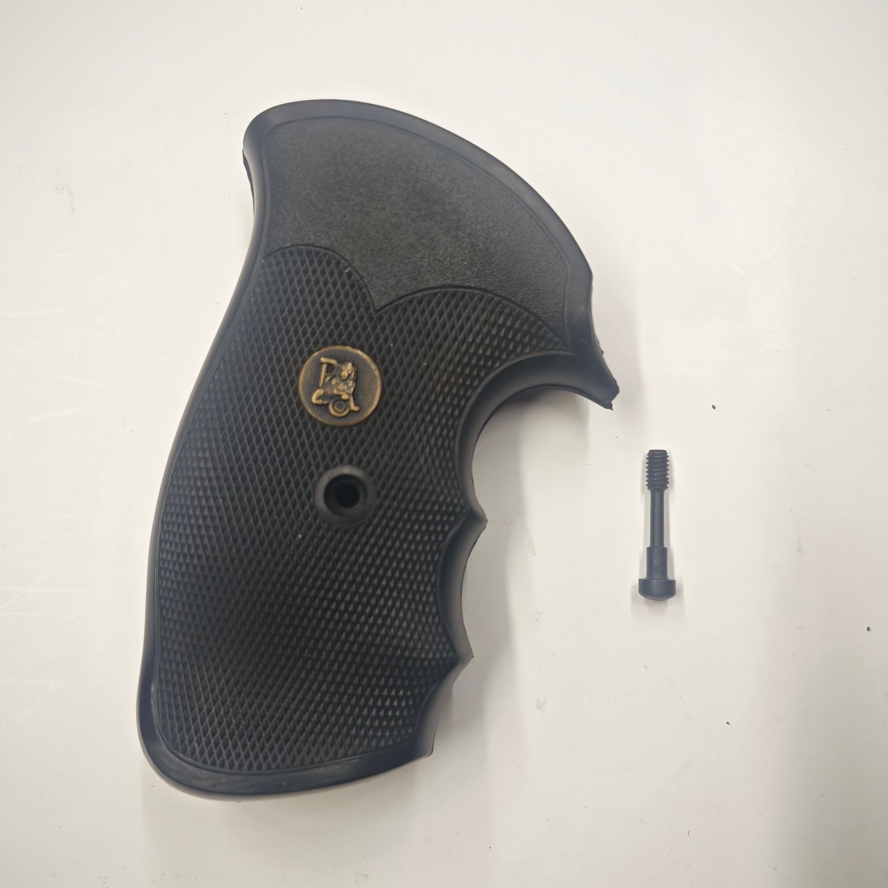 Guancette SMITH & WESSON "K" Frame con vite - immagine 2